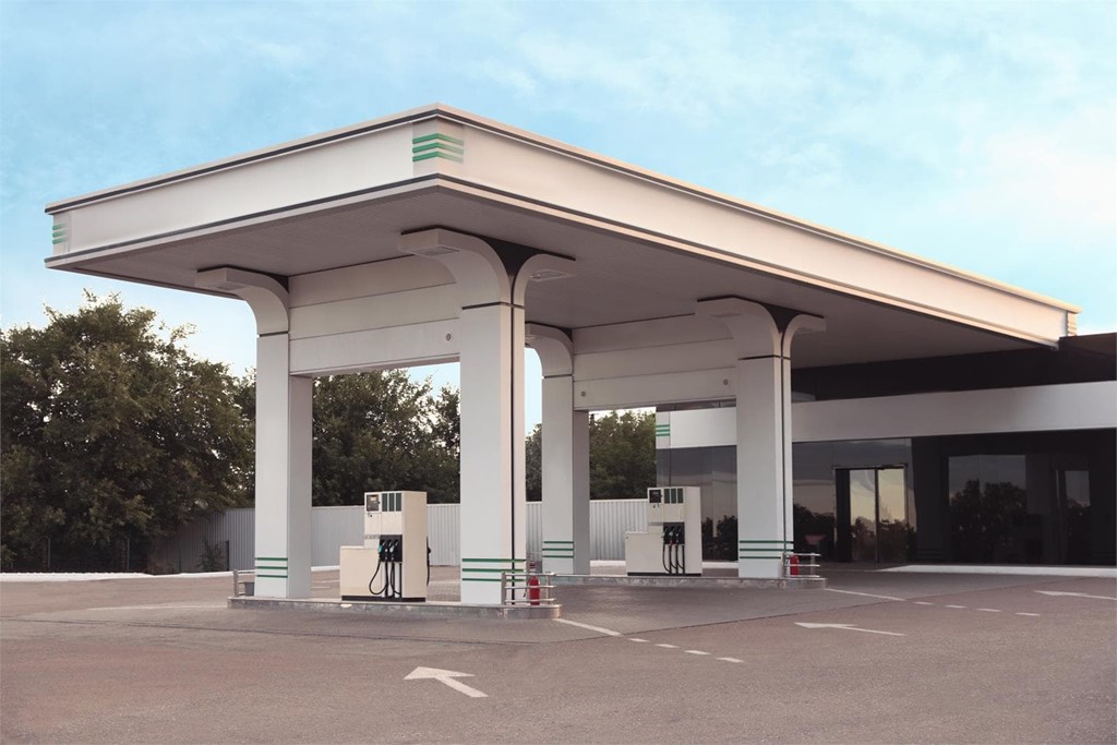 ¿Cómo se pone en marcha una instalación petrolífera?
