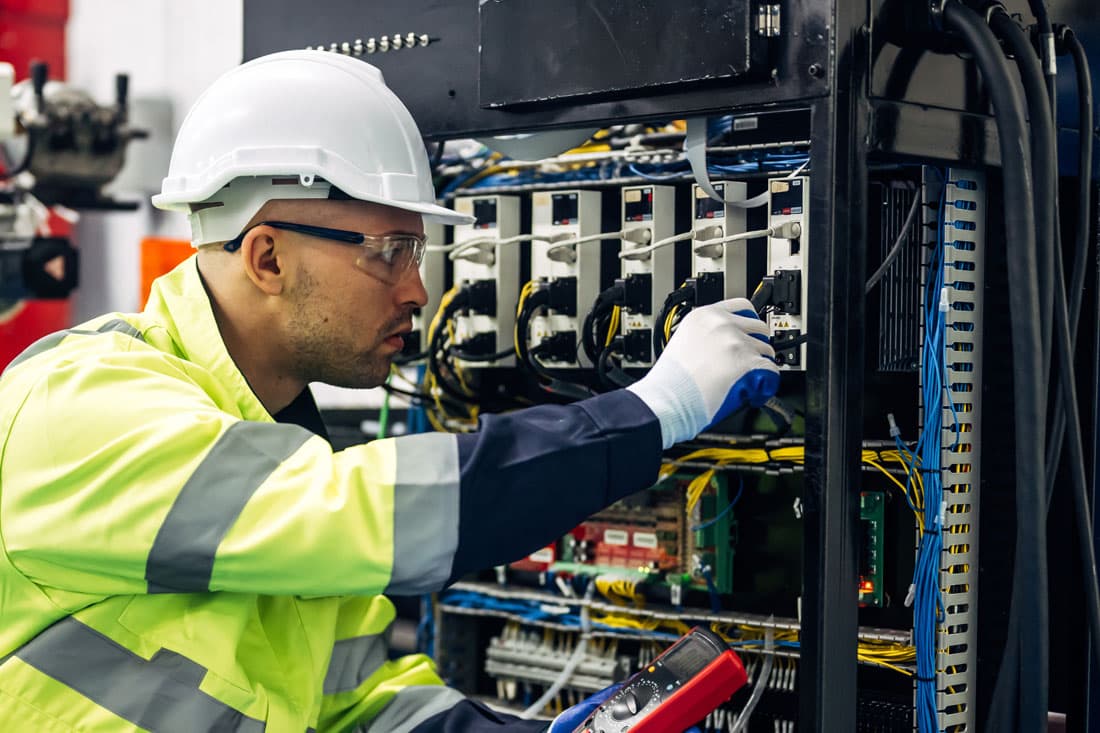 Mantenimiento eléctrico industrial en Galicia